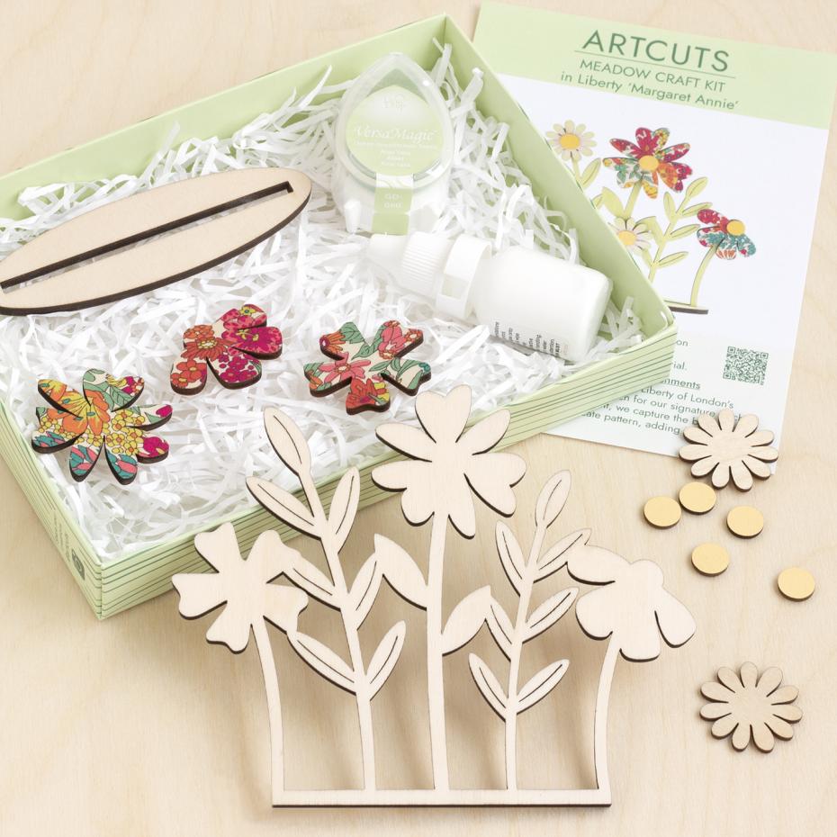 Artcuts Wooden Meadow Craft Kit, Contents Components